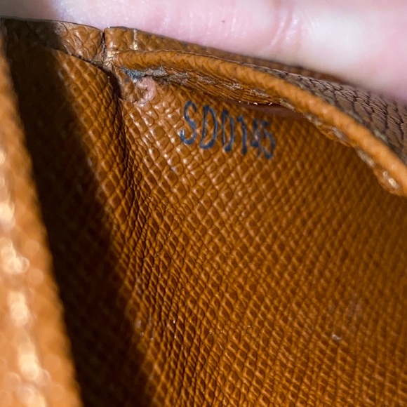 Louis Vuitton Mens PF Multiple Wallet Monogram - Picture 3 of 8